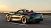 BMW Z4 M40i  Edition Pure Impulse Handschalter (2024) Fahraufnahme Frozen Deep Green Metallic 