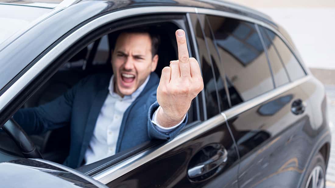Wut am Steuer ohne Strafe: Richtig Beleidigen im Straßenverkehr