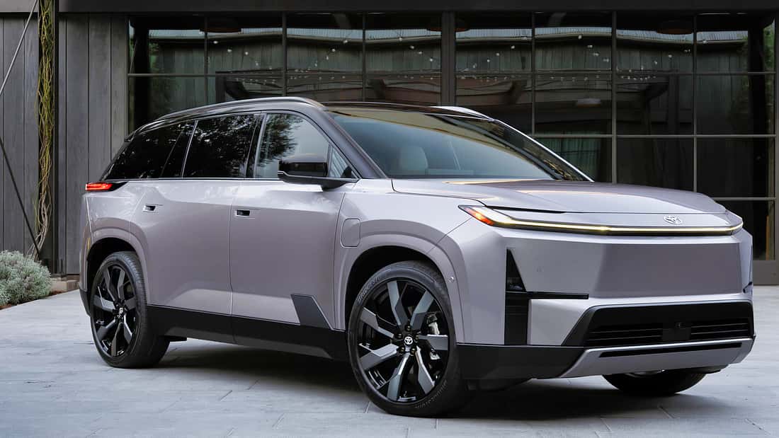 Toyota Highlander und Kia EV9 im Vergleich: Highlander vs. Kia EV9