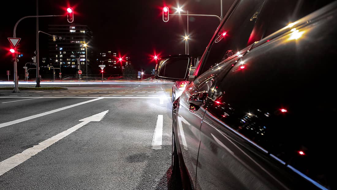 Ampel wird nicht grün: Wie viele Minuten muss ich vor Dauer-Rot warten?