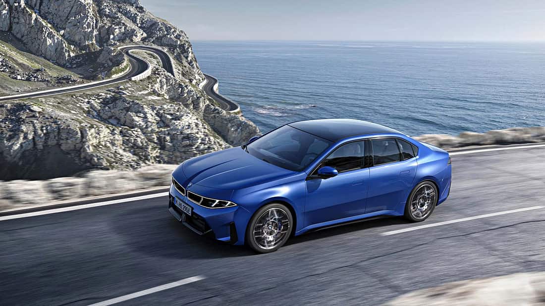 BMW i3 und VW ID.7 im Ladevergleich: 10 Minuten Laden? So viel spart der i3