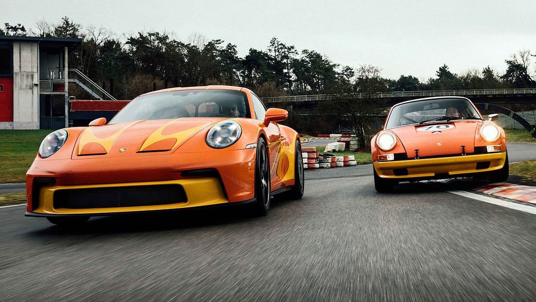 Porsche 911 S/T Sonderwunsch Camel GT Challenge: Neuer Porsche 992 im 70er-Look