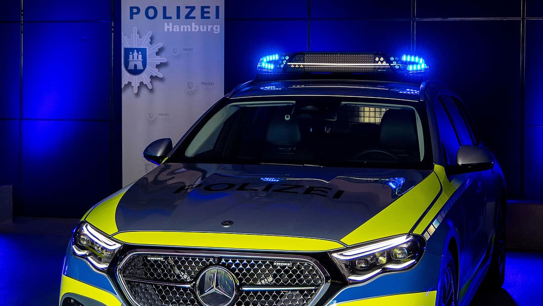 Polizei mit Dauer-Blaulicht erstmals in Hamburg: Diese Polizeiautos können Sie nicht mehr übersehen