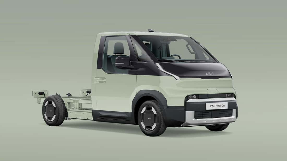 Kia PV5 Chassis Cab bekommt größeren Akku: Der Elektro-Transporter fährt jetzt weiter