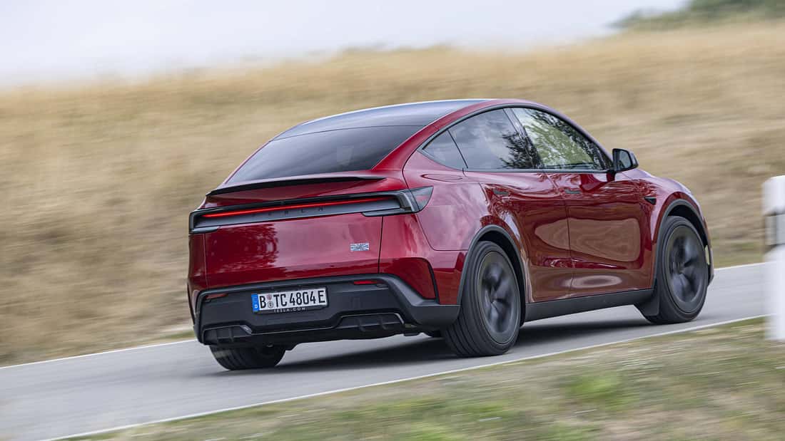 Pkw-Neuzulassungen im September: Tesla mit Riesen-Gewinn, China auf der Überholspur