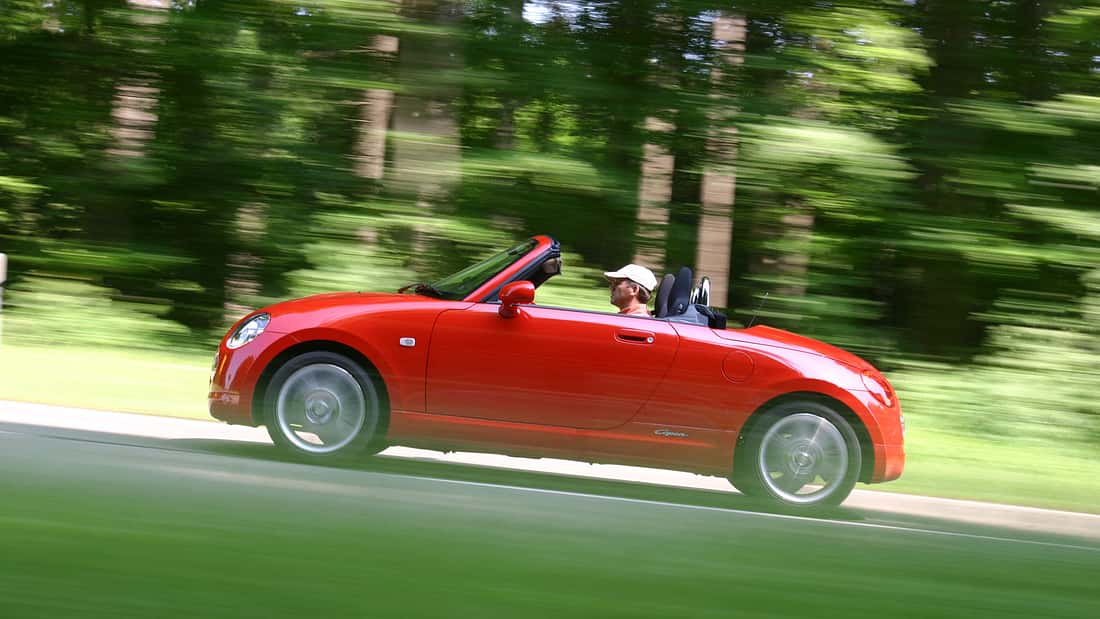 Daihatsu Copen im historischen Test: Was kann der kleine Klappdach-Roadster mit 68 PS?