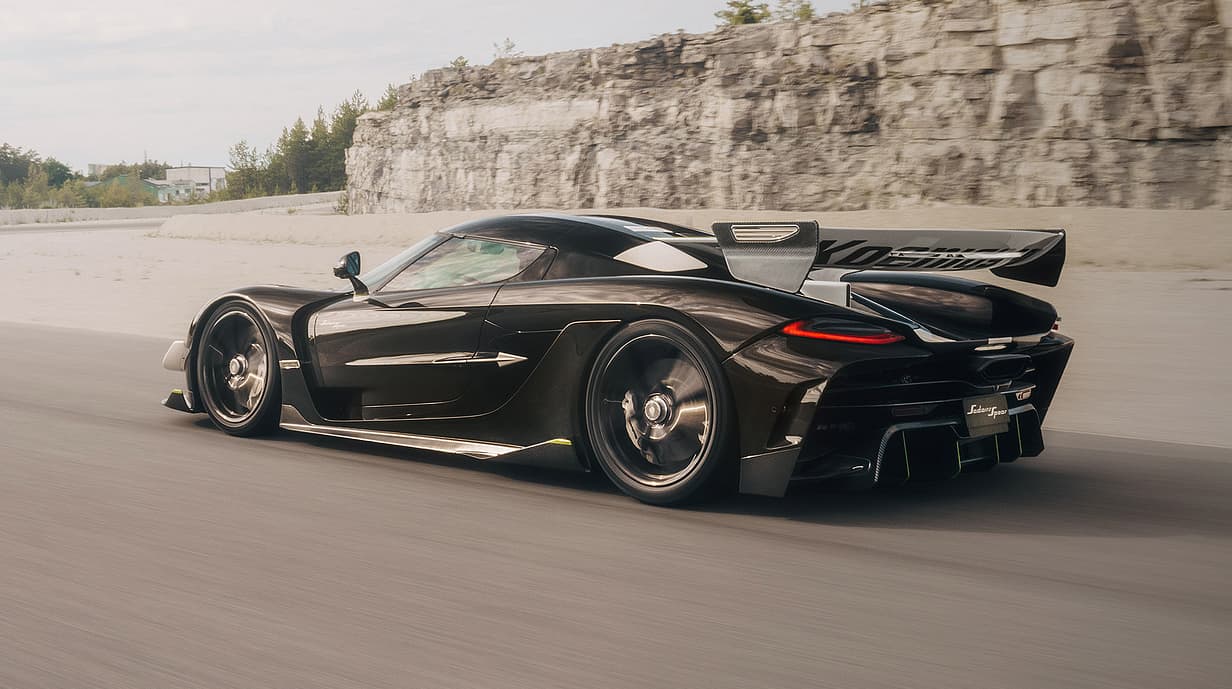 Koenigsegg Sadair's Spear V8 Hybrid Hypercar
