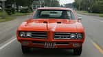 Orangener Pontiac GTO - Frontansicht