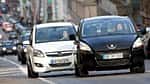 Peugeot gegen Opel