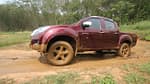 Isuzu D-Max 2,5l Double Cab 4WD, Seitenansicht Wasserdurchfahrt