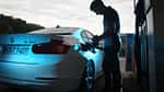 BMW 320d Efficient Dynamics Edition, Tankstelle, Heckansicht