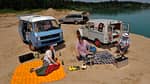 Citroën AK 350, Volvo 240, VW T3 Westfalia Joker, Strand