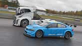 Volvo Iron Knight vs Volvo S60 Polestar WTCC