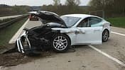 UB Unfall Tesla E-Auto