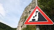 Verkehrsschild Felssturz