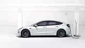 Tesla Model 3 offizielle Werksbilder Stand 10-22