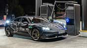 Porsche Taycan Facelift Schnellladesäule Laden Aufladen Tanken