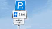Parken-Schild werktags Parkscheibe