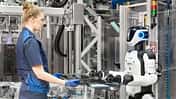 Humanoider Roboter Hexagon Aeon in BMW-Produktion.