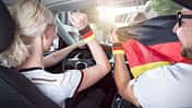 Fuball WM Fans Autokorso