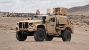 Oshkosh Joint Light Tactical Vehicle (JLTV) mit LOCUST Laser Weapon System (LWS)
