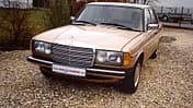 Mercedes 230 E