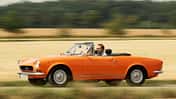 Fiat 124 Sport Spider, Seitenansicht