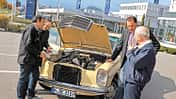 Mercedes 200 D Automatik, Motorhaube