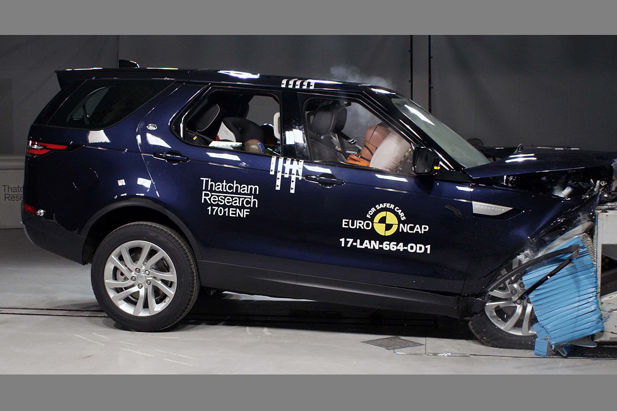 EuroNCAP Crashtest 2017 Land Rover Discovery