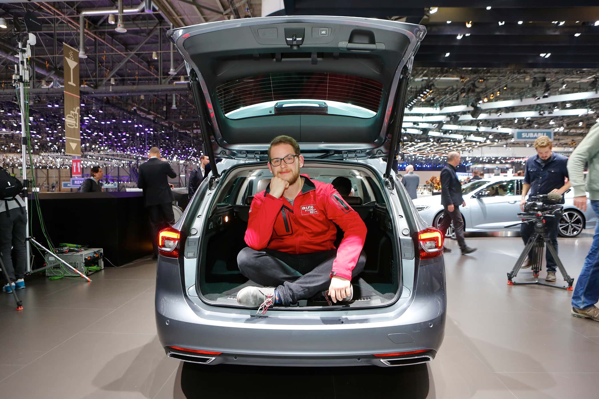 Opel Insignia Sports Tourer 2017 Autosalon Genf Sitzprobe