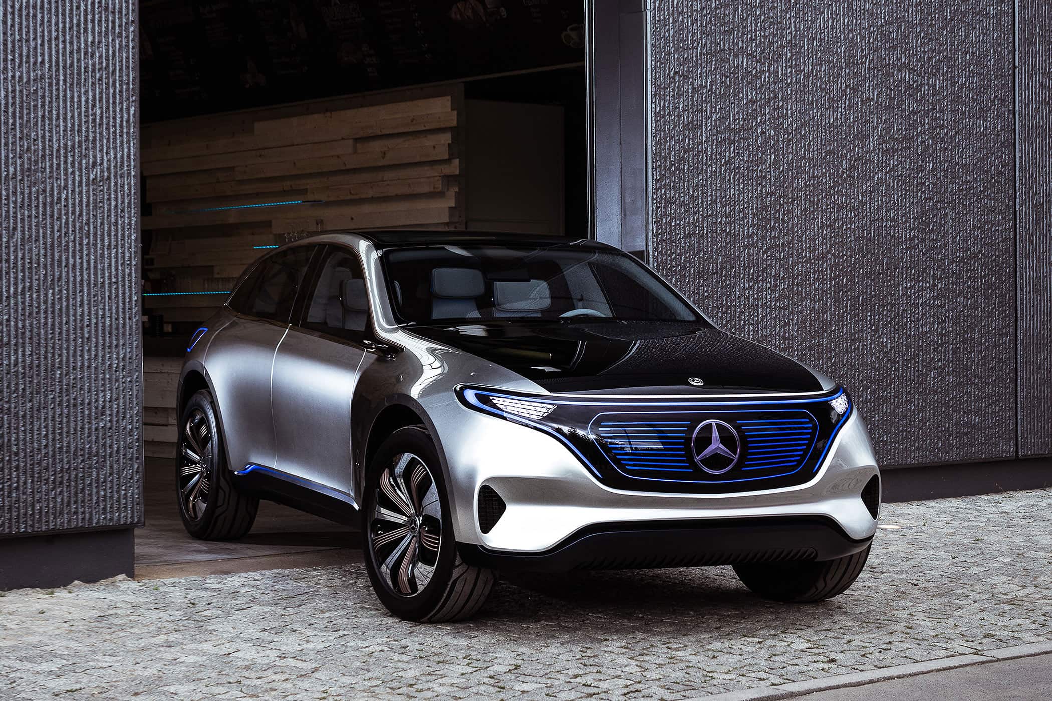 Mercedes EQ