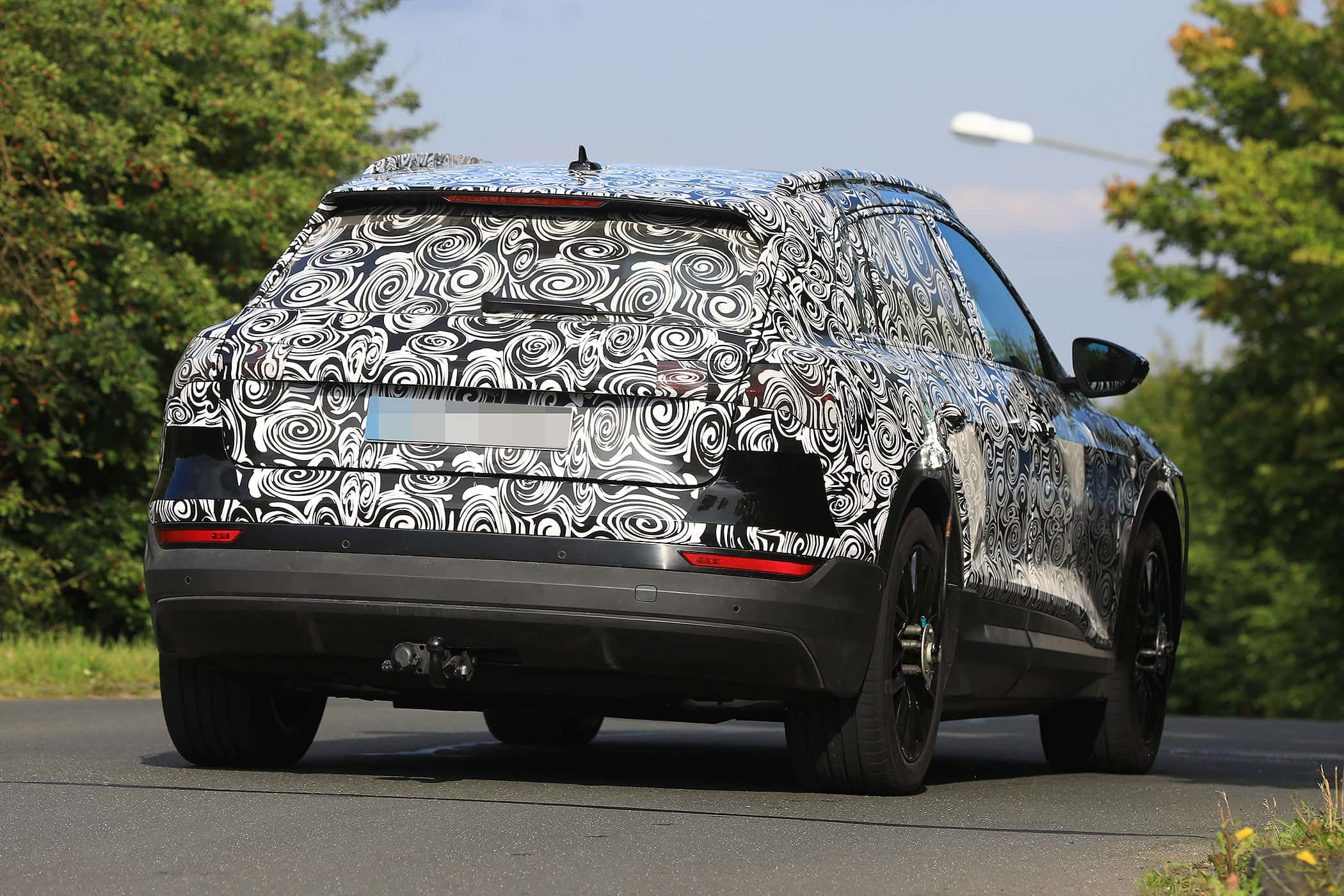 Erlkönig Audi E-Tron Quattro