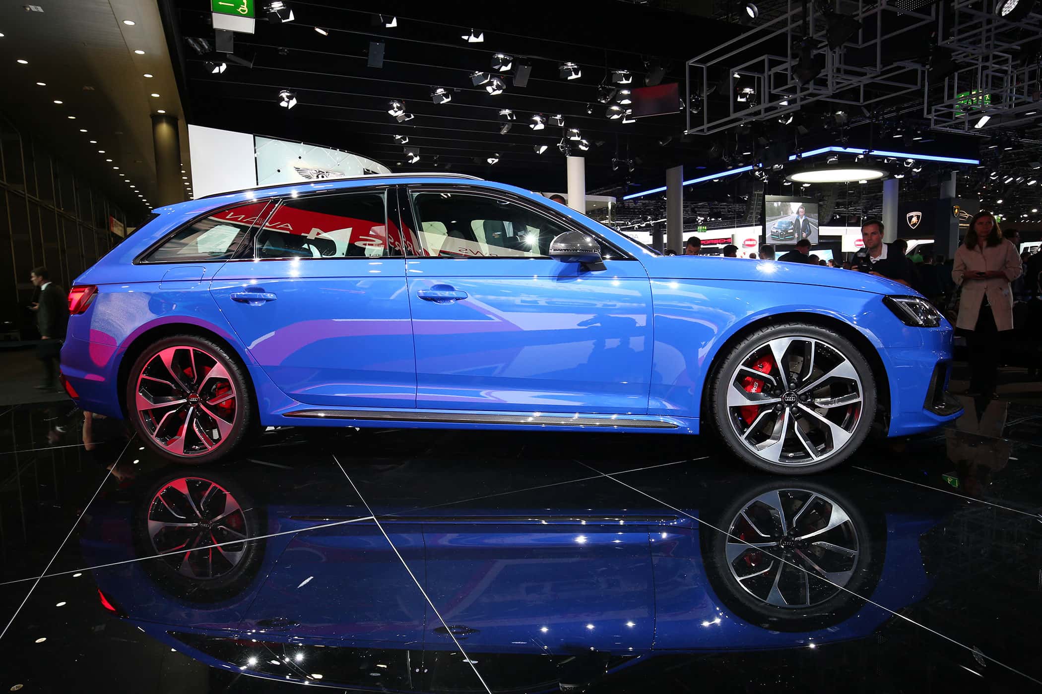 Audi RS 4 Avant B9, Audi A4 B9