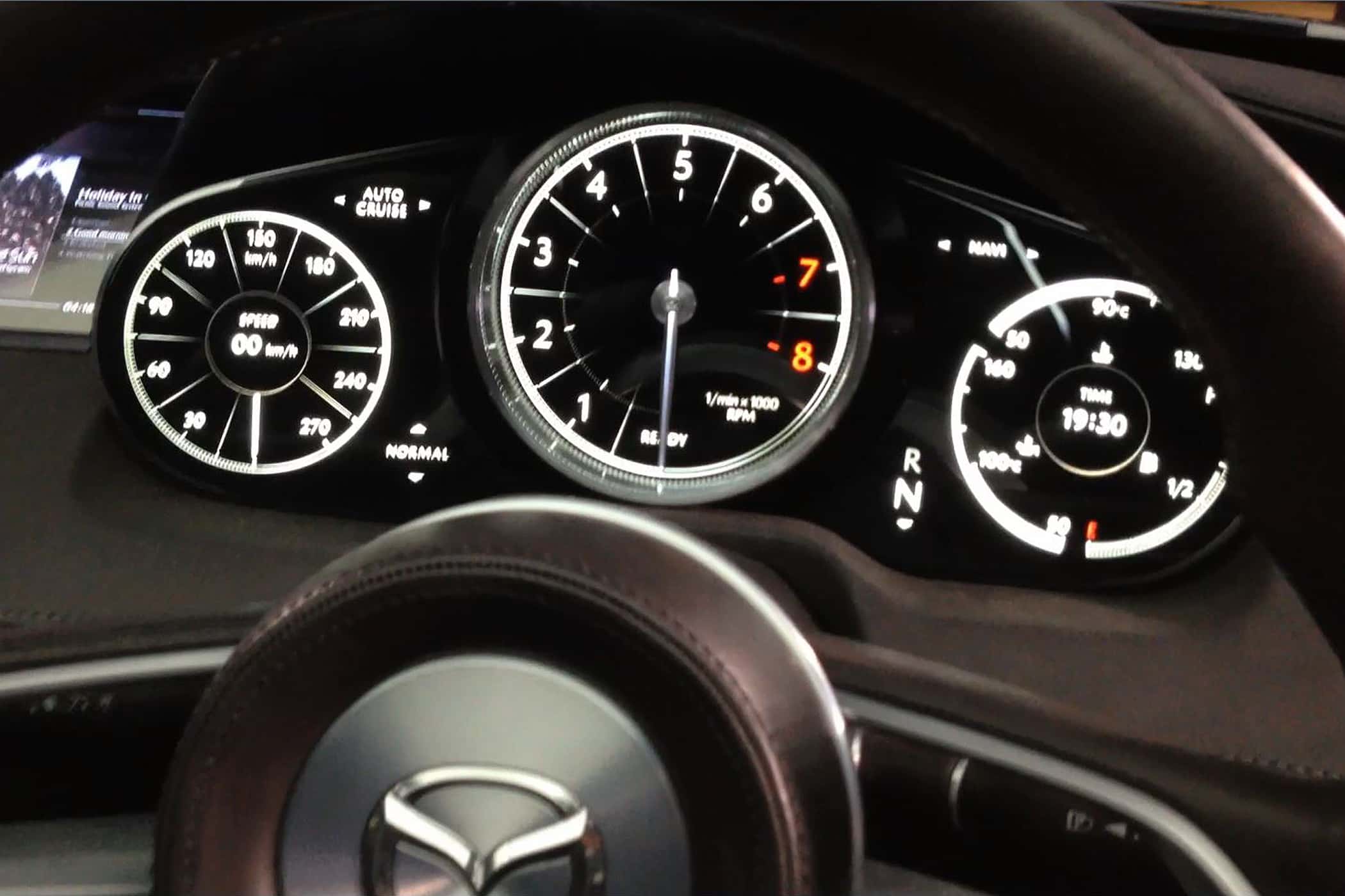 Mazda Vision Coupé Instrumente