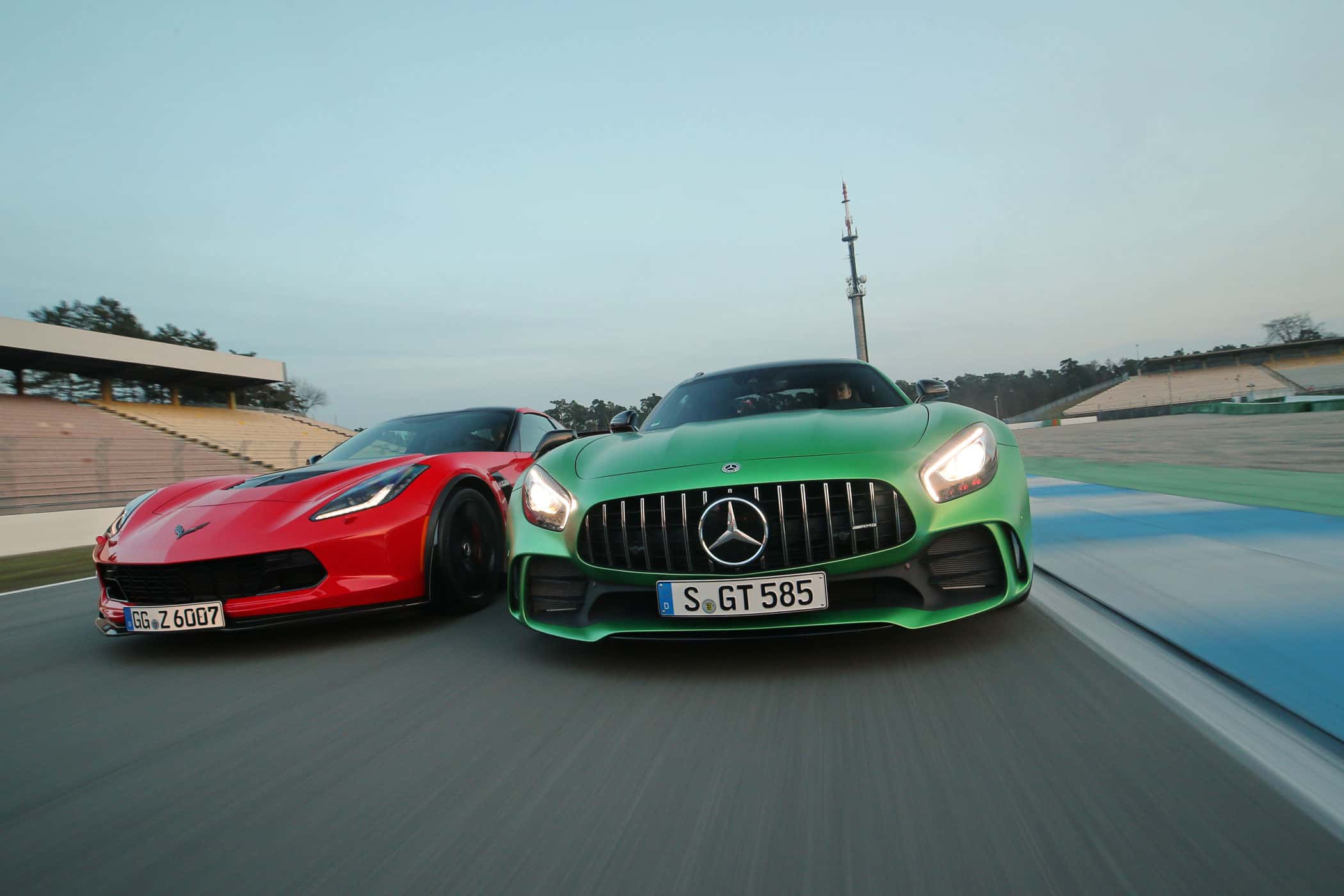 Chevrolet Corvette Z06 - Mercedes AMG GT R - Sportwagen - Test