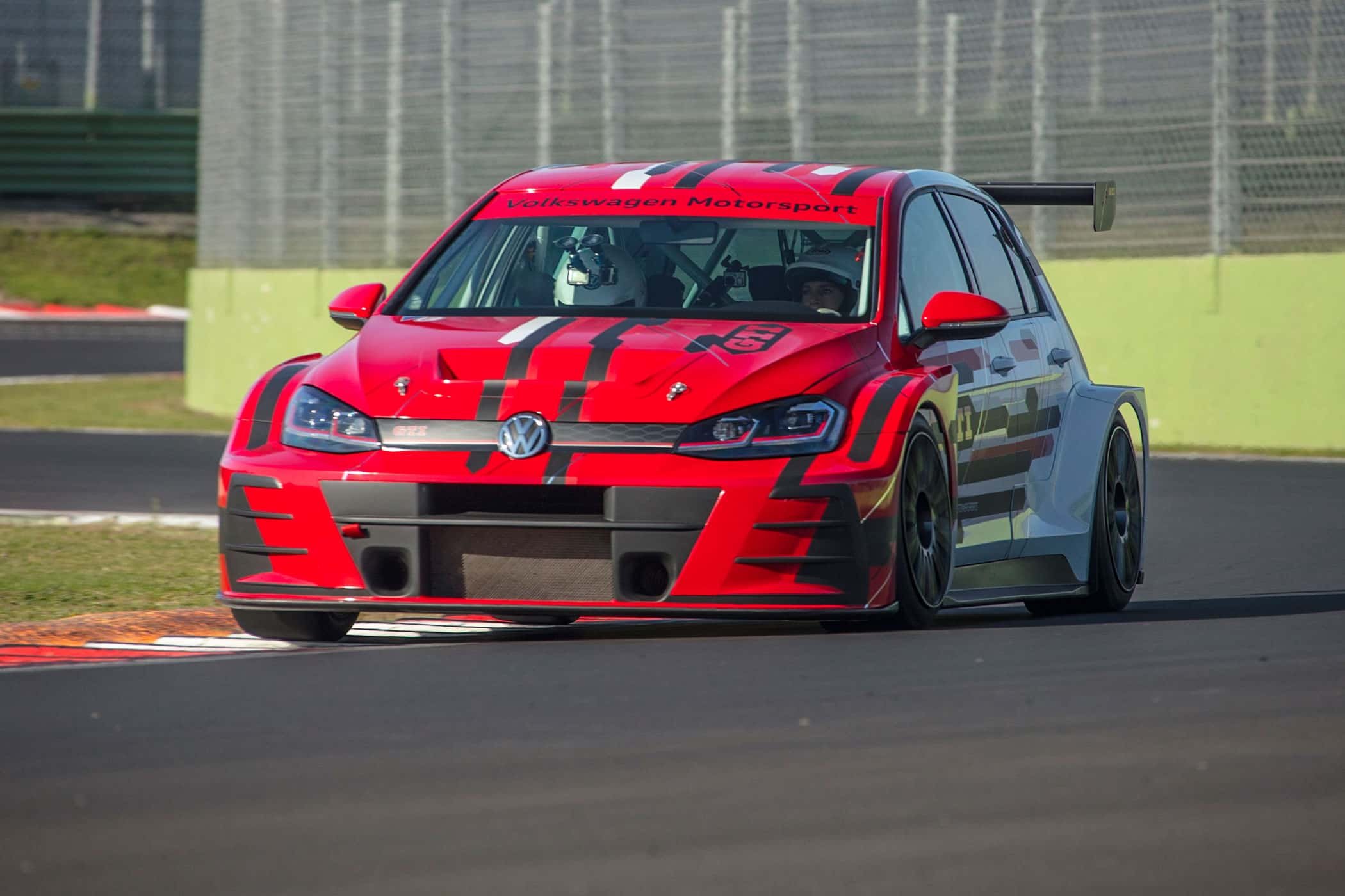 VW Golf GTI TCR (2018) - Tracktest - Autodromo Vallelunga