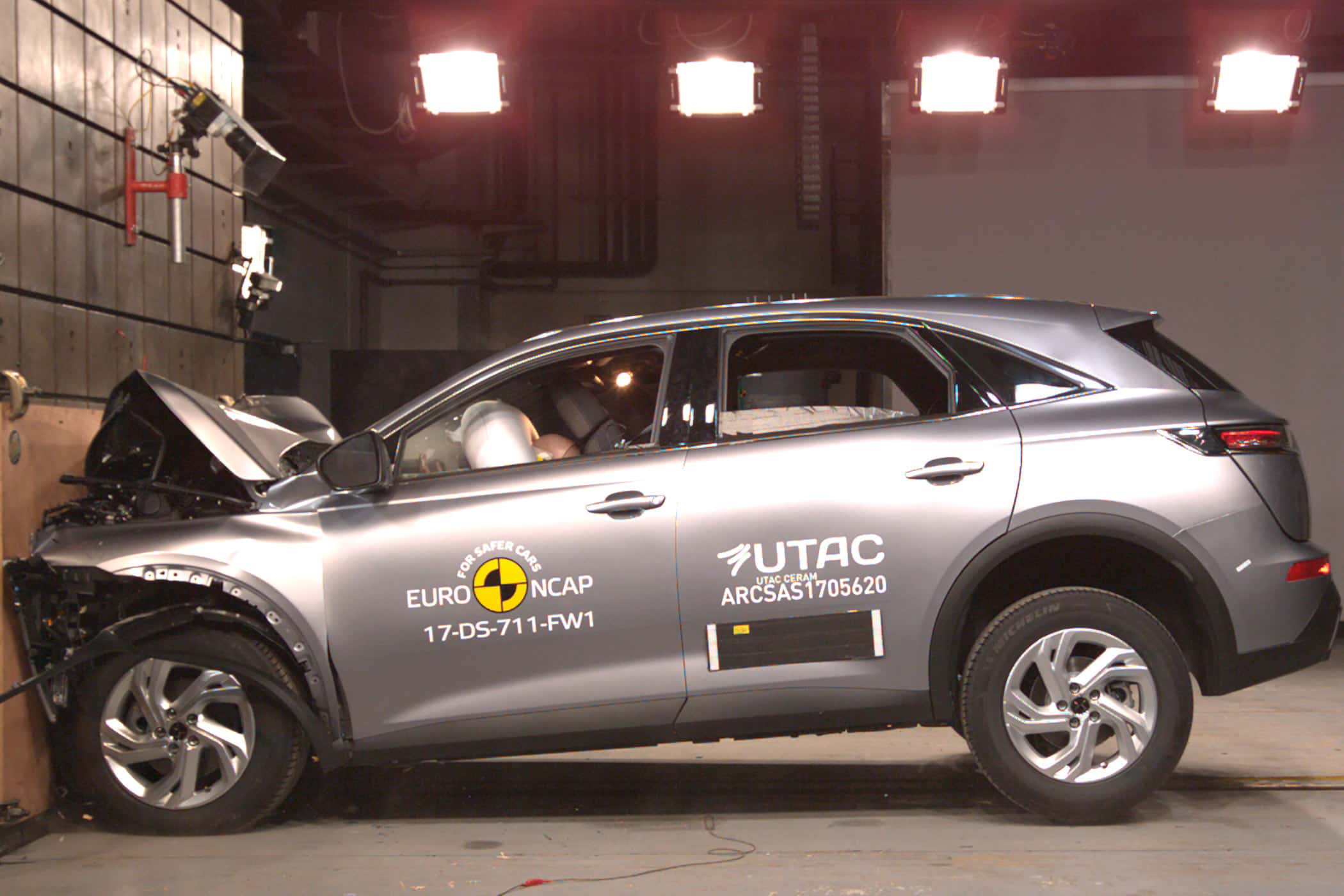 EuroNCAP Crashtest Citroen DS7 Crossback