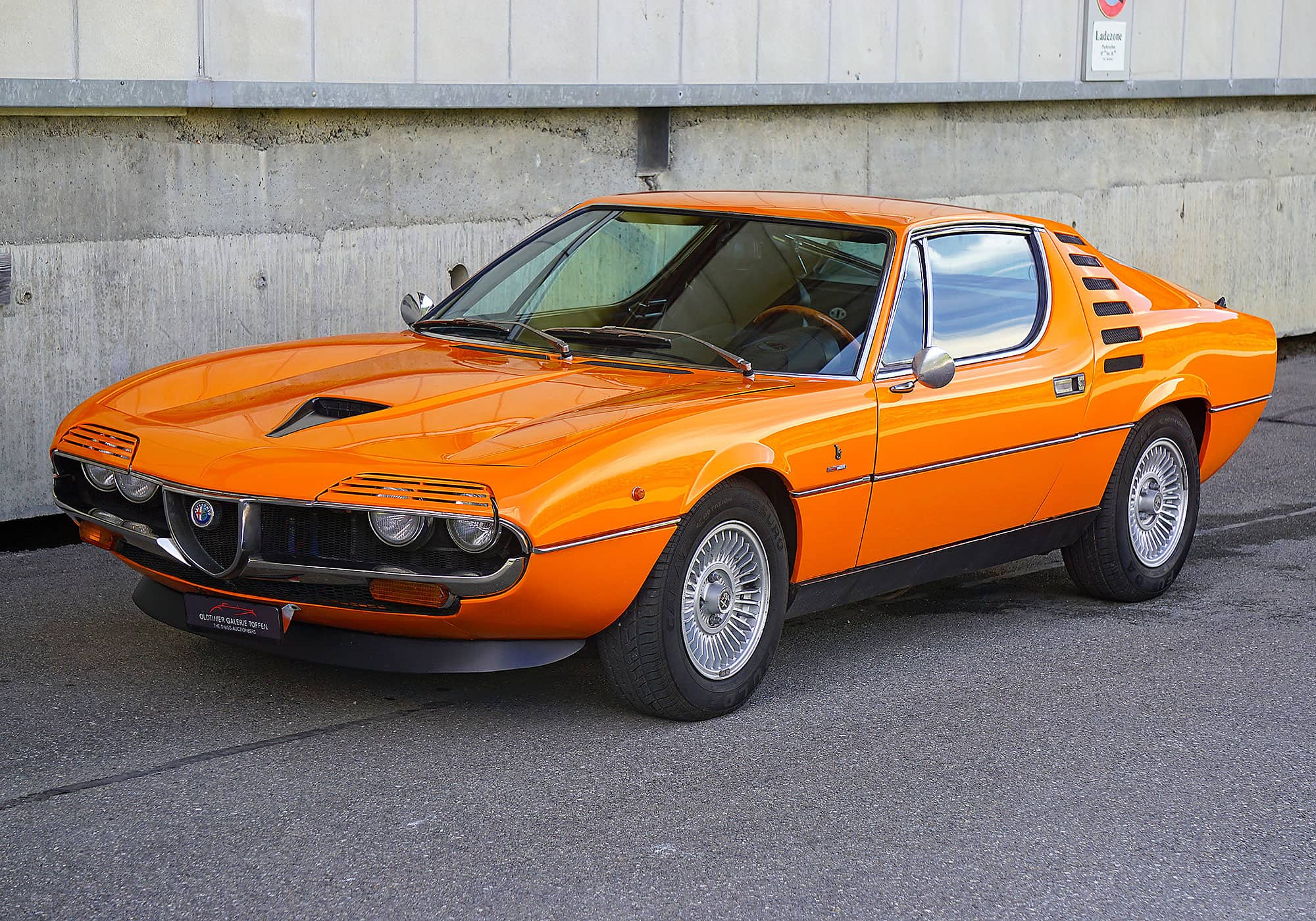 Alfa Romeo Montreal