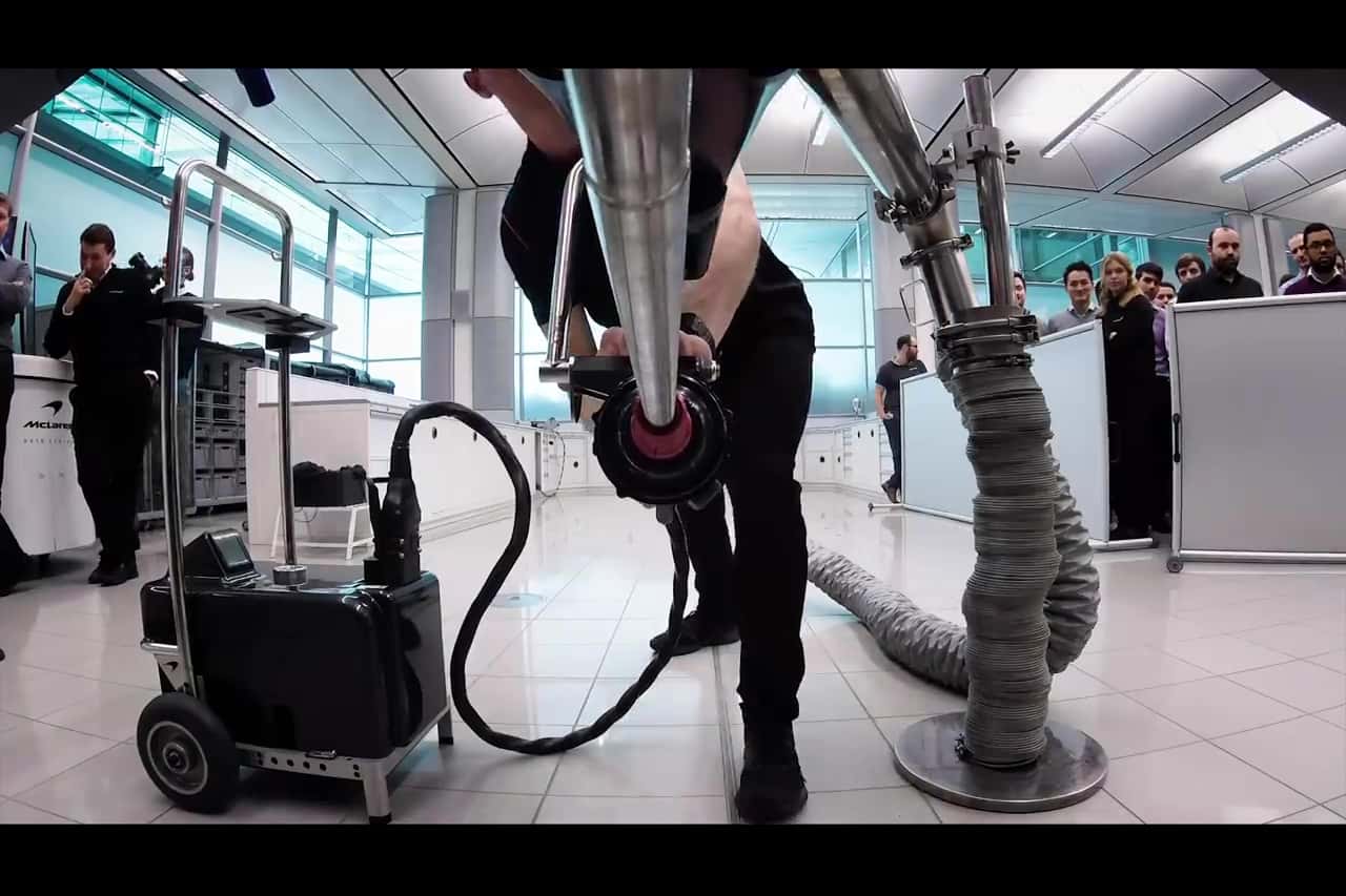 McLaren MCL34 - Erster Motor-Start 2019