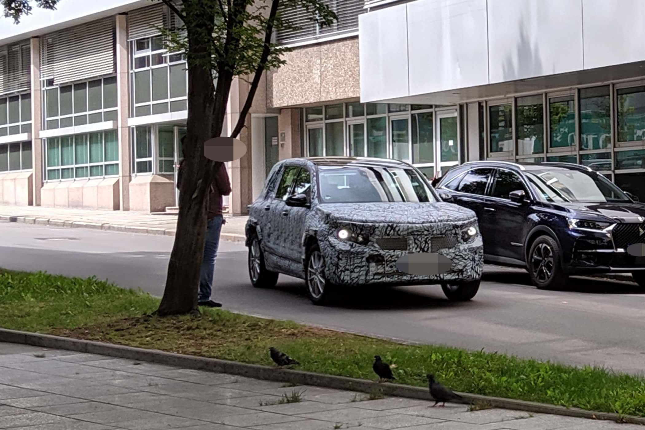 Erlkönig Mercedes EQB