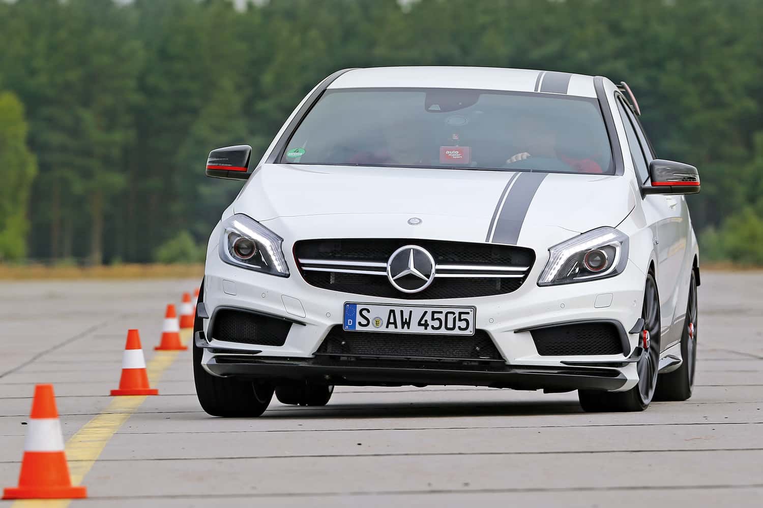 Handlingtest, Mercedes A 45 AMG