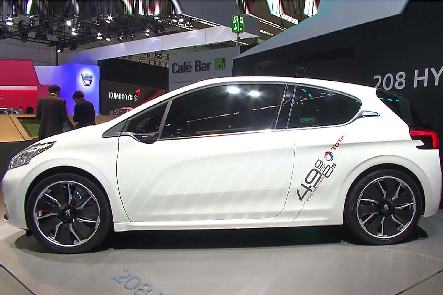 Peugeot 208 Hybrid FE, IAA