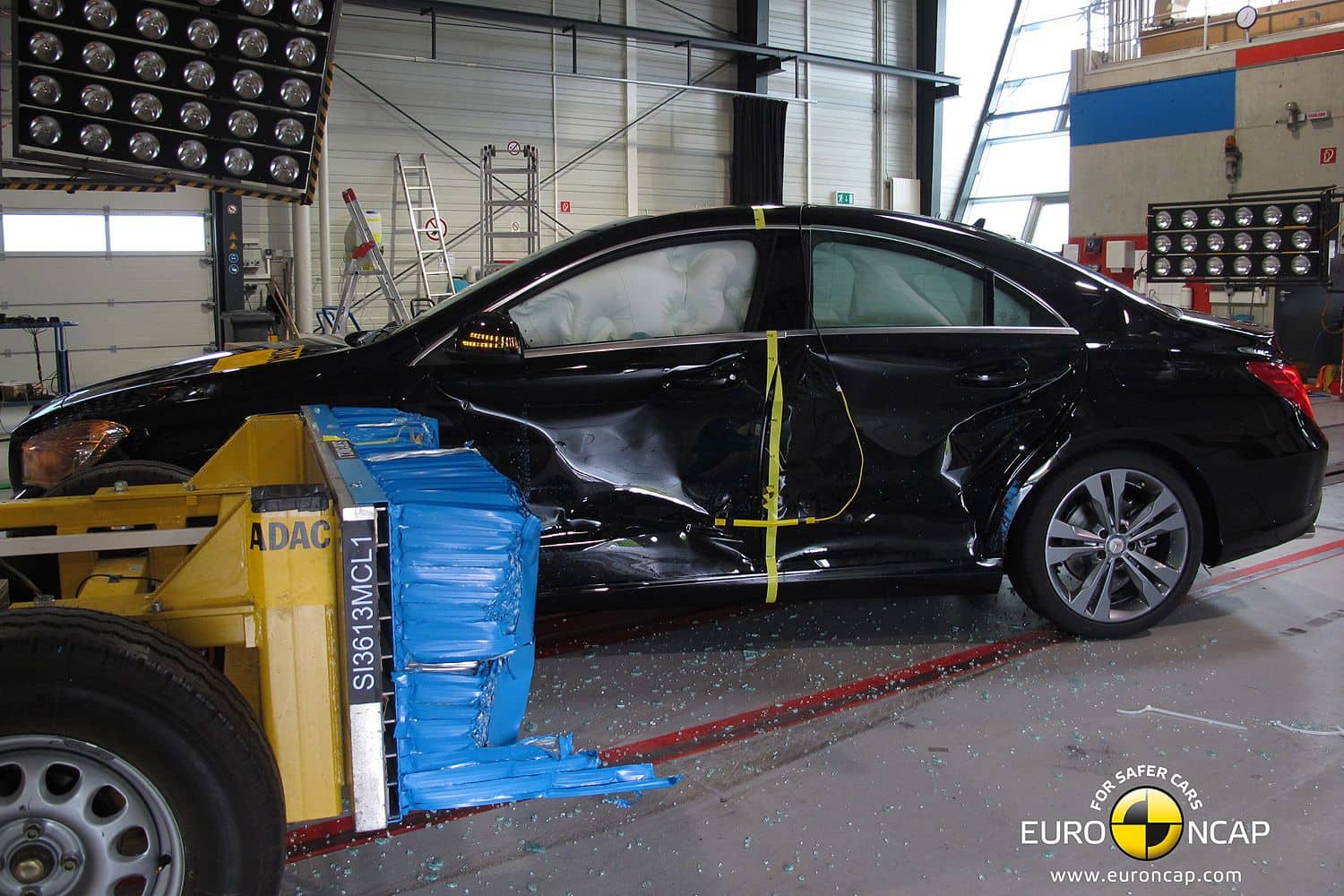 EuroNCAP-Crashtest Mercedes CLA