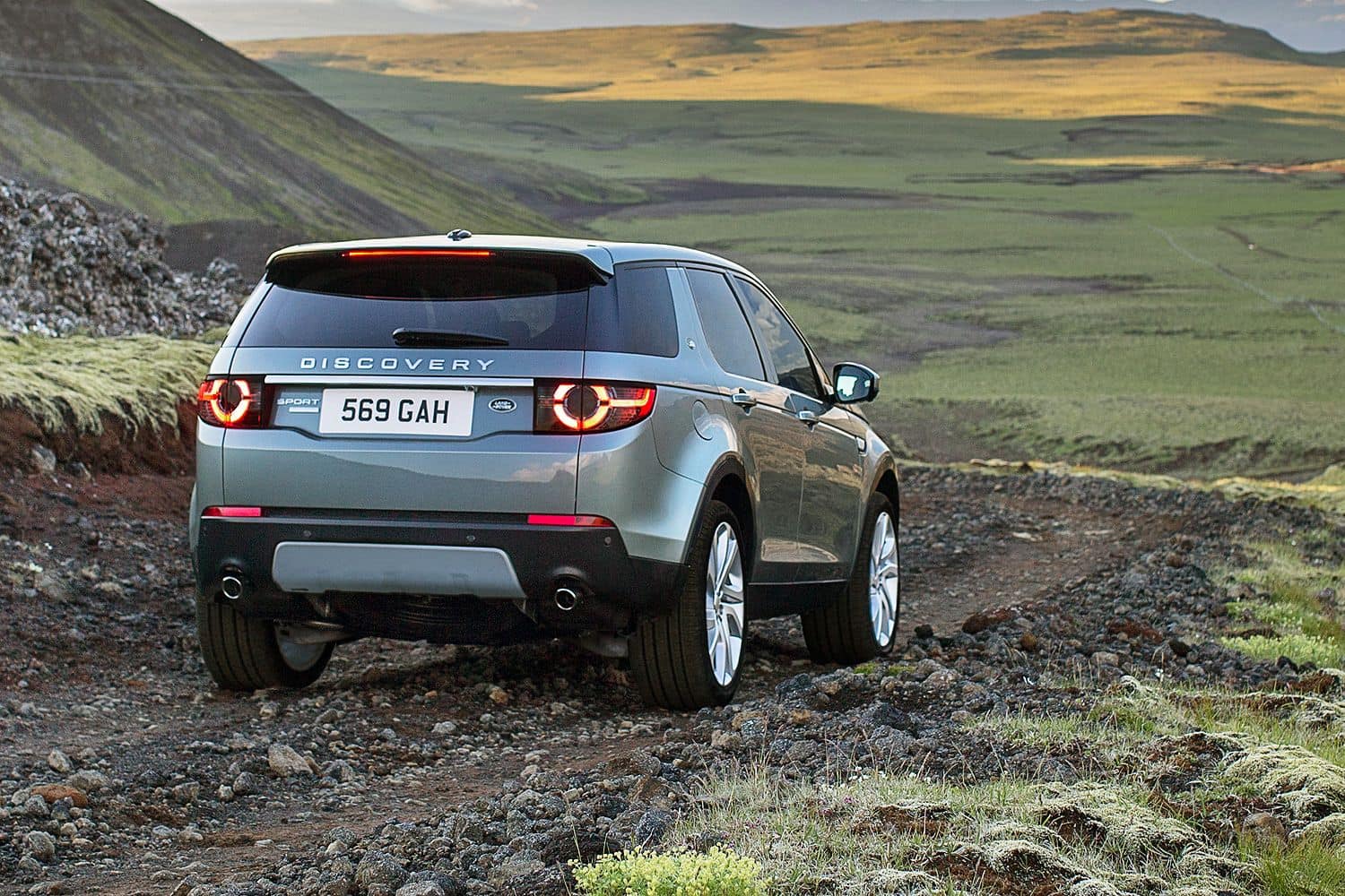 and Rover Discovery Sport