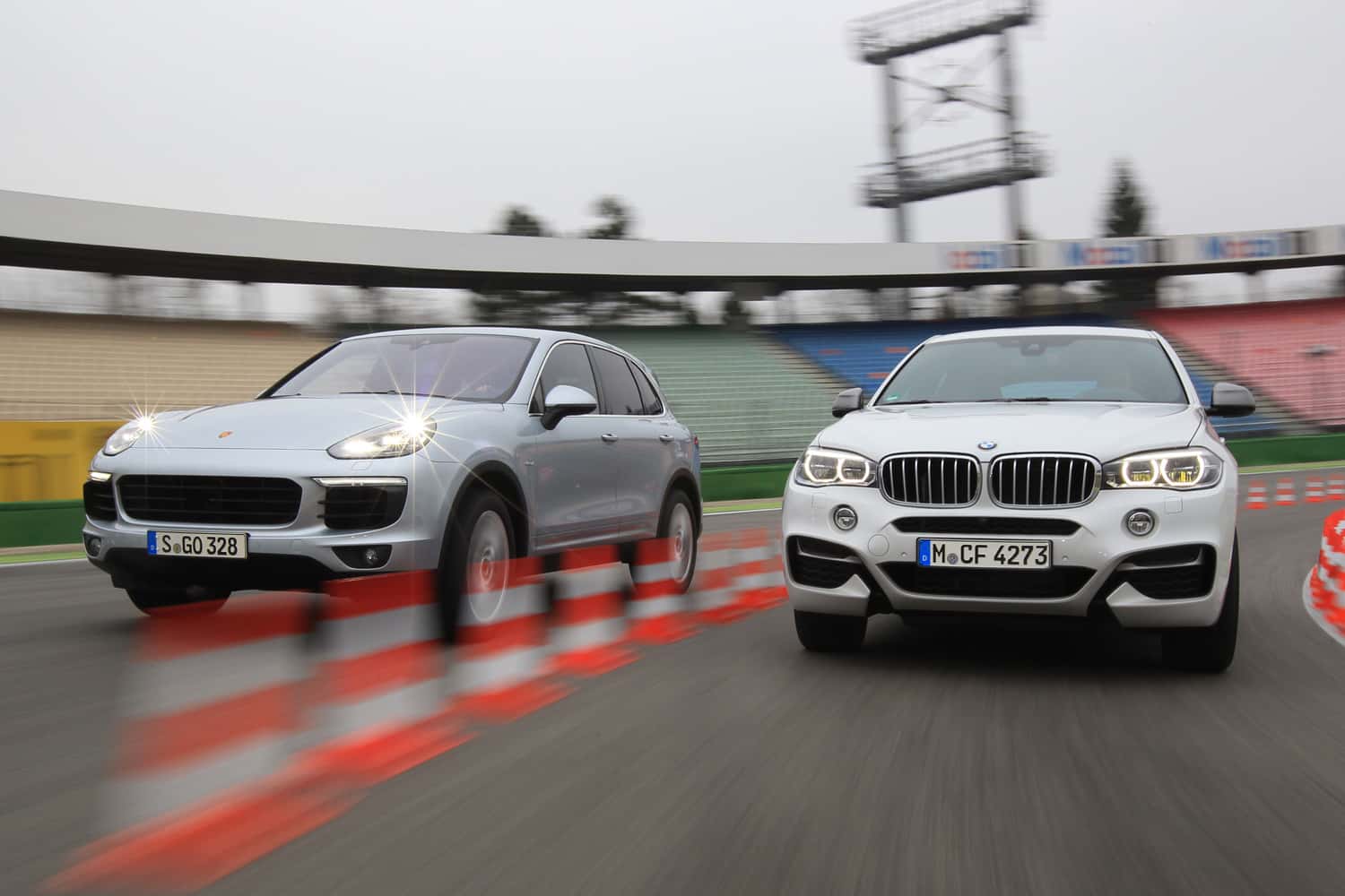 BMW X6 M50d, Porsche Cayenne S Diesel, Frontansicht