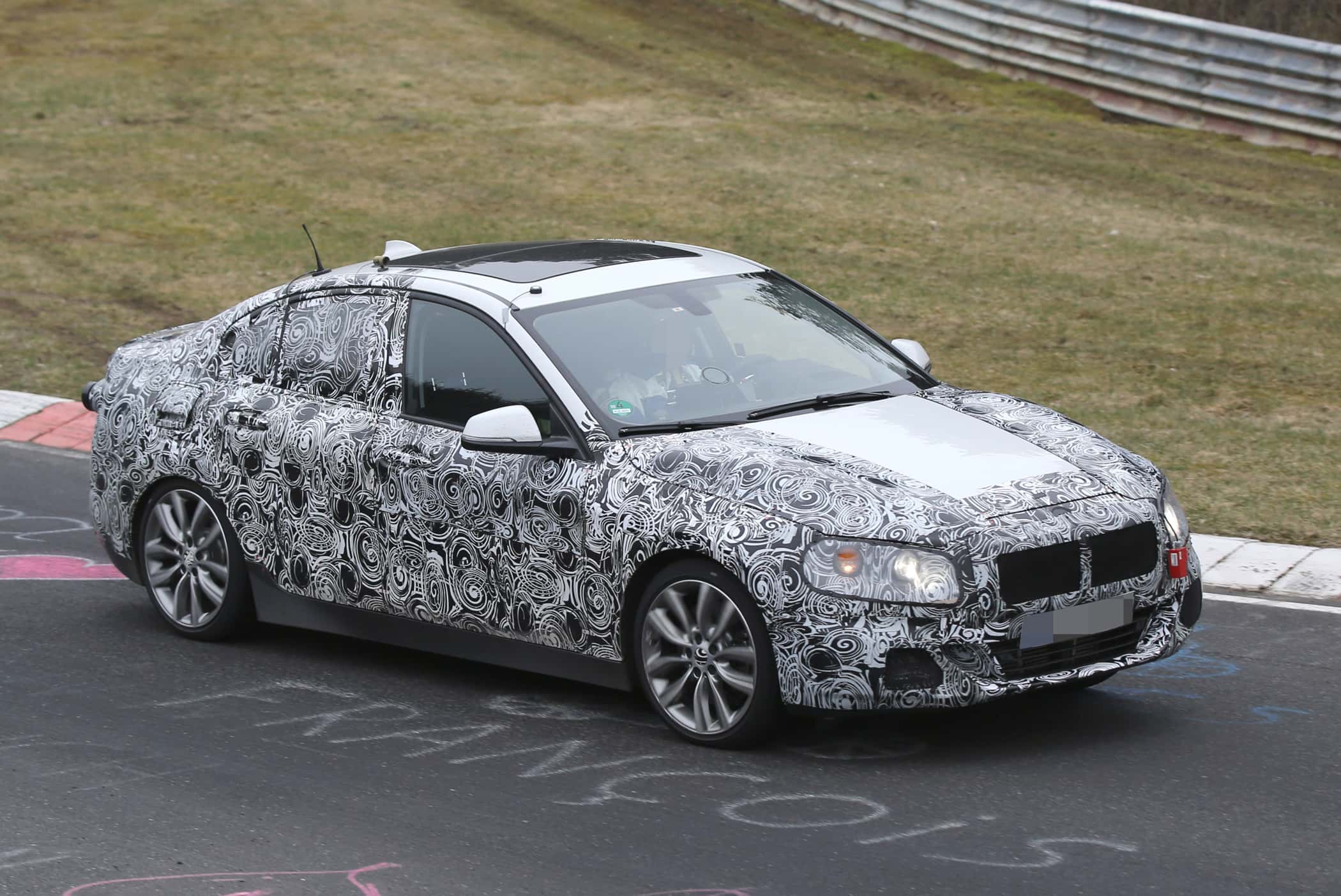 Erlkönig BMW 1er Stufenheck