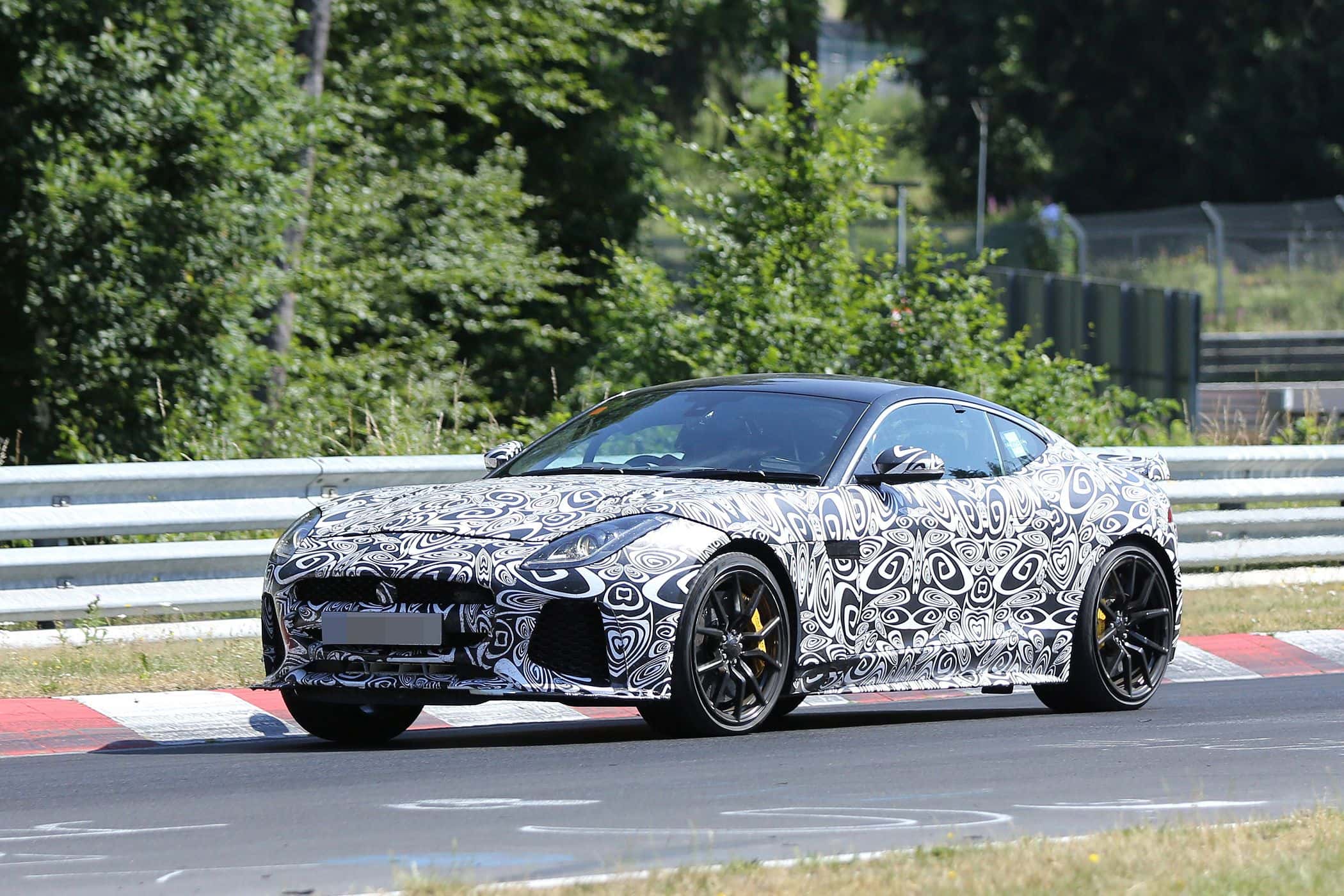 Erlkönig Jaguar F-Type Coupé SVR