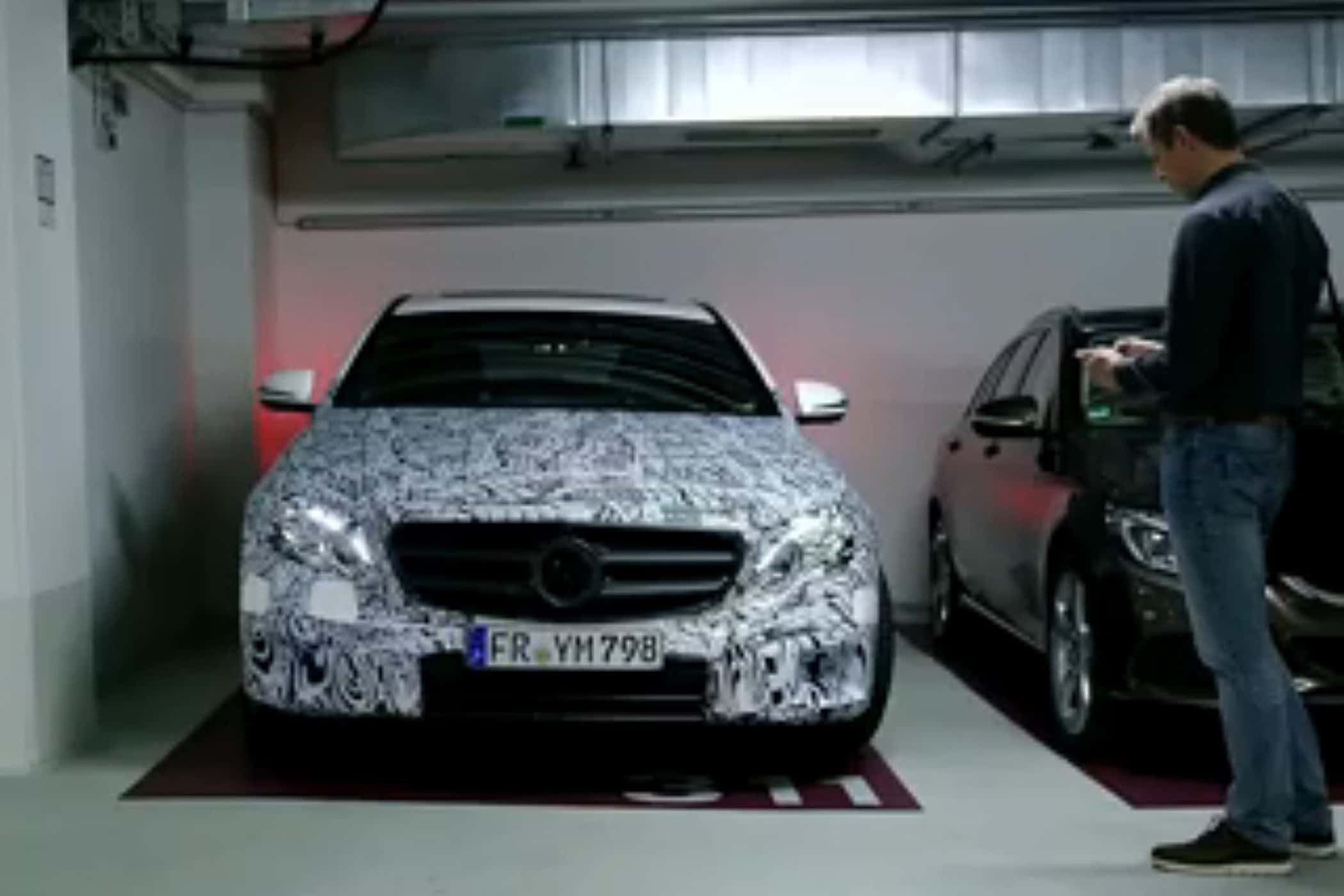 Mercedes E-Klasse Remote parking