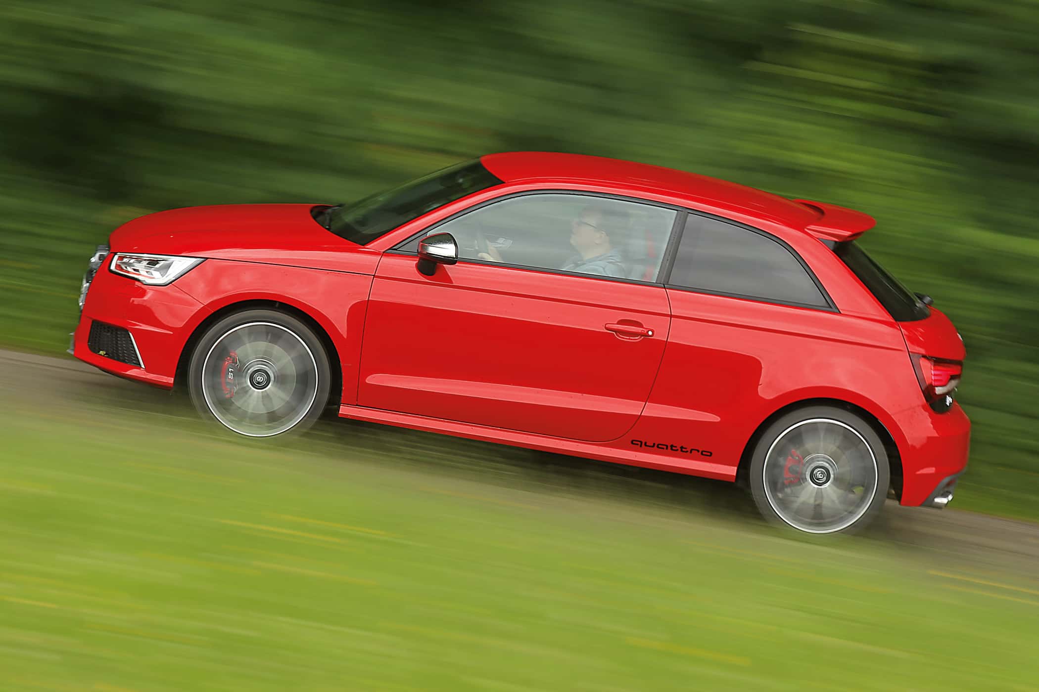 Audi S1, Seitenansicht