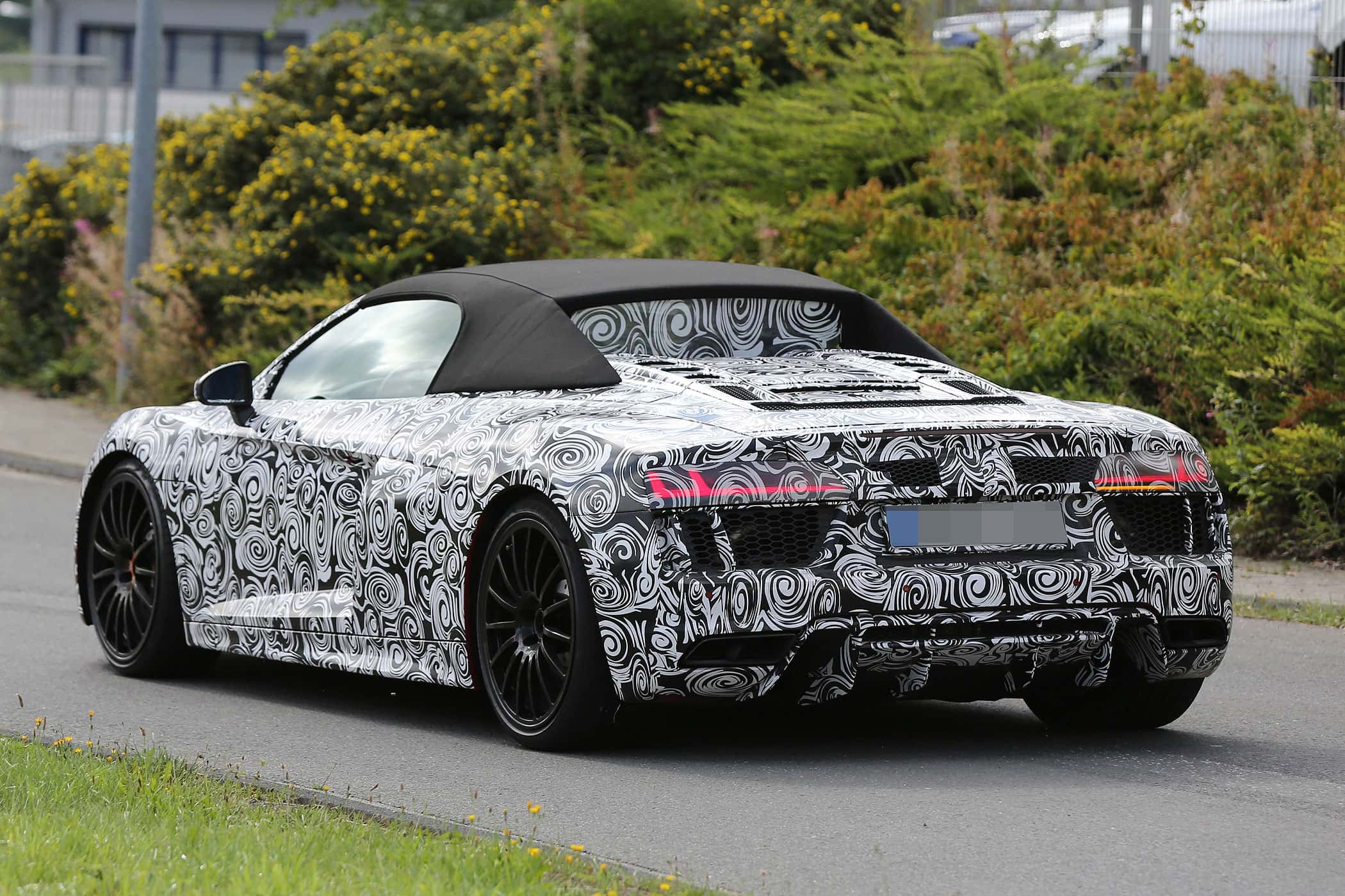 Erlkönig Audi R8 Spyder